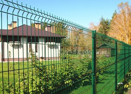 5.5mm Welded Wire Mesh Fencing 3d V Bending Curved Garden Panel 1.8 M