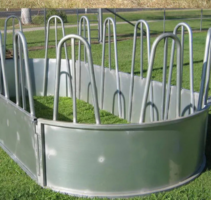 Galvanized Steel 1.8m 1.9m Round Cattle Hay Feeders Metal Horse Feeder antirust