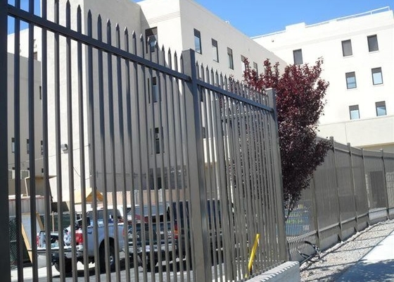 Metal Anti Corrosion 210cm Tall Flat Top Tubular Fencing For Parks
