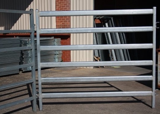 Oval Bars Livestock Lightweight CE Heavy Duty Cattle Panel 1.6x2.1m 1.8x2.1m