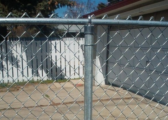 Powder Coated 3ft Stainless Steel Chain Link Fence Full Colour Strength 15m Rolls