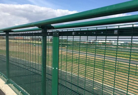 Galvanisierter Hochsicherheitszaun 358 Gitterzaun Gefängniszaun